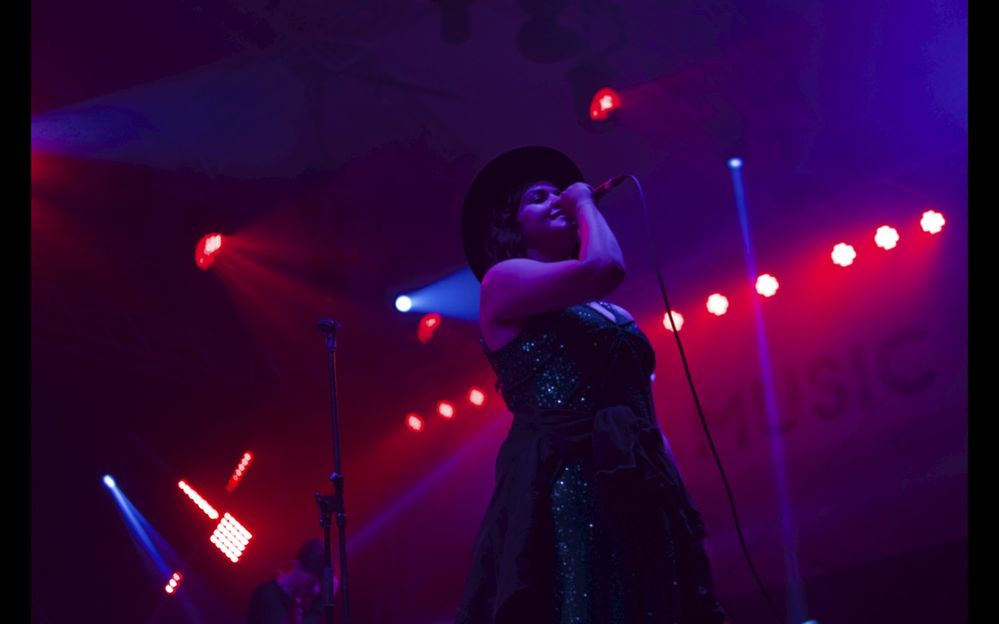 Koncert Celeste Buckingham s kapelou King Shaolin na festivalu Sziget 2019.