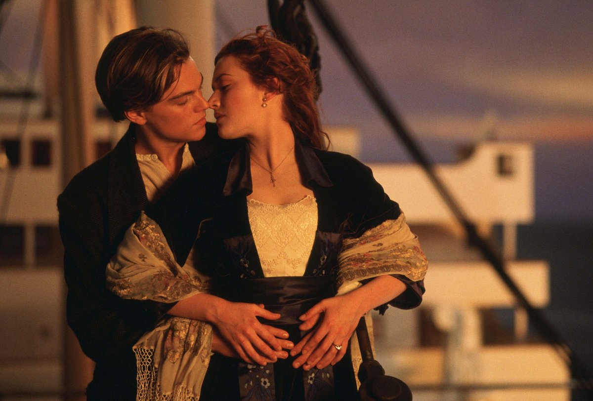 1997 Legendární scéna s Leonardem DiCapriem a Kate Winsletovou.