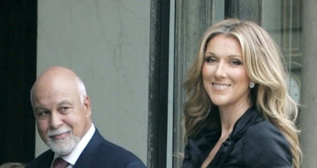 Céline Dion, její manžel a manažer René Angelil a syn René-Charles. nyní přibudou dva další chlapci