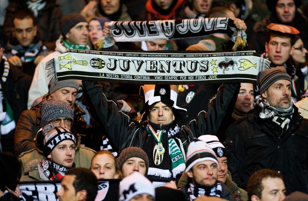 Oddaní fanoušci Juventusu, kteří jeli se svým týmem do Glasgow, se dočkali sladké výhry 3:0.