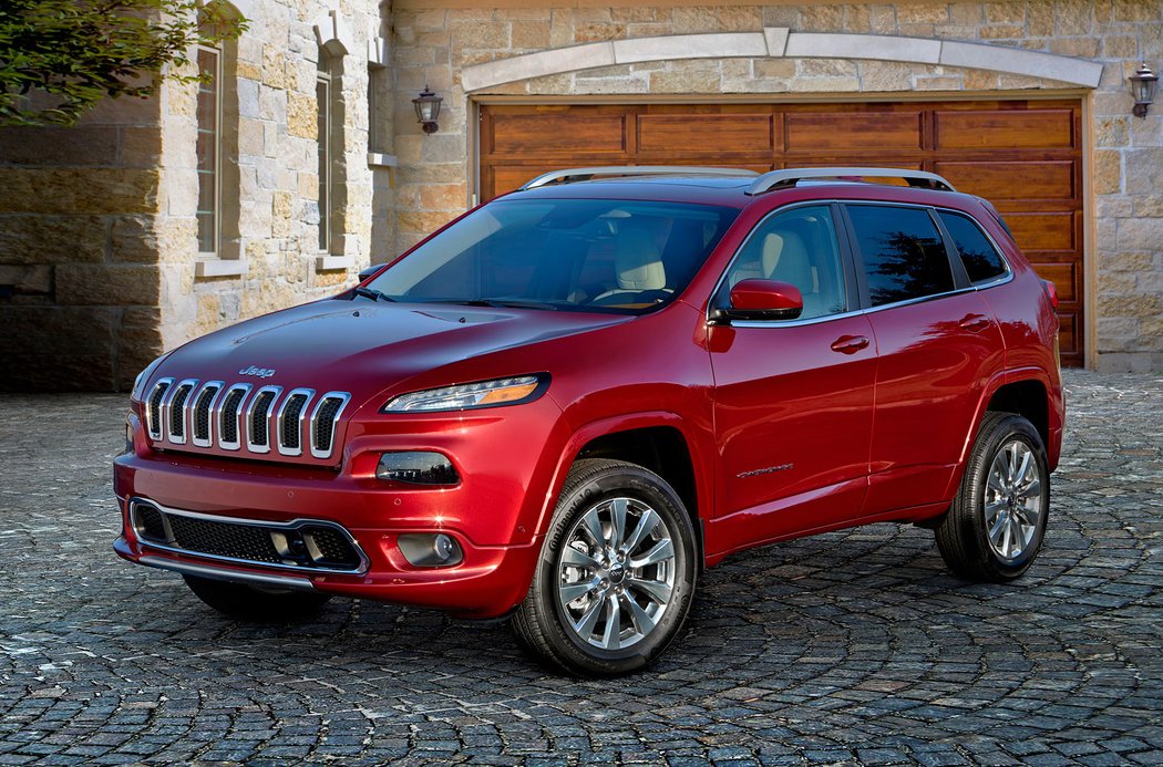 Cherokee: 3.2 V6 Pentastar/200 kW, 2.2D/136 kW, 2.2D/147 kW, od 919 744 Kč