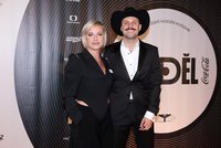 Zpěvačka Pártlová (47) s partnerem (33): Tajné zásnuby!