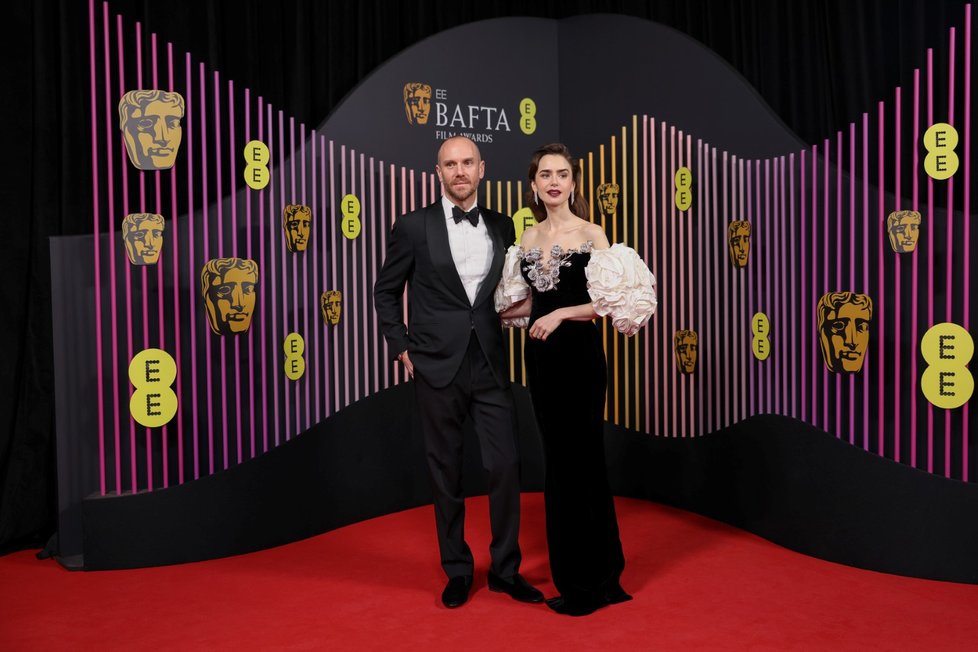 Ceny BAFTA 2024: Charlie McDowell a Lily Collins