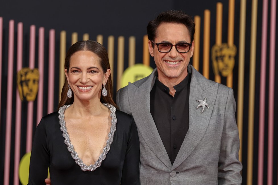 Ceny BAFTA 2024: Susan Downey a Robert Downey Jr.