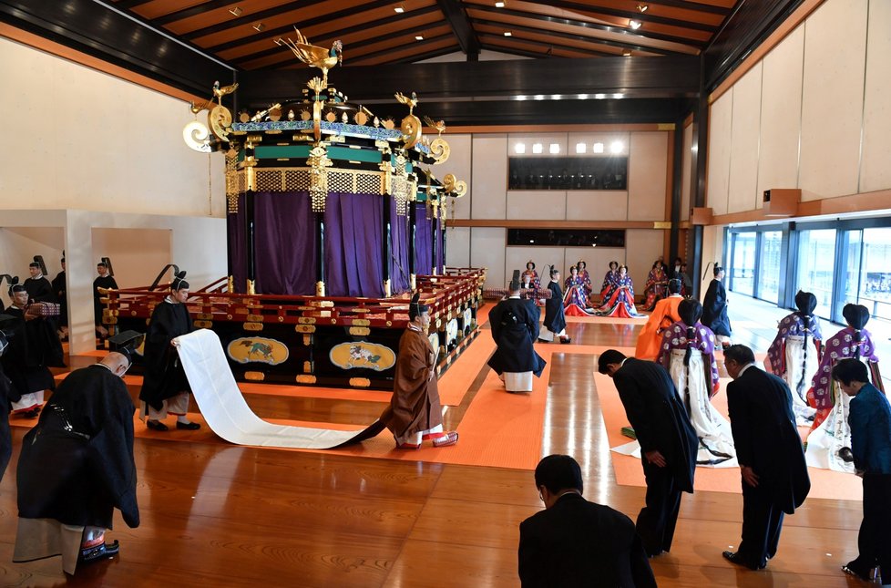 Ceremoniál k uvedení císaře Naruhita na trůn (22.10.2019)