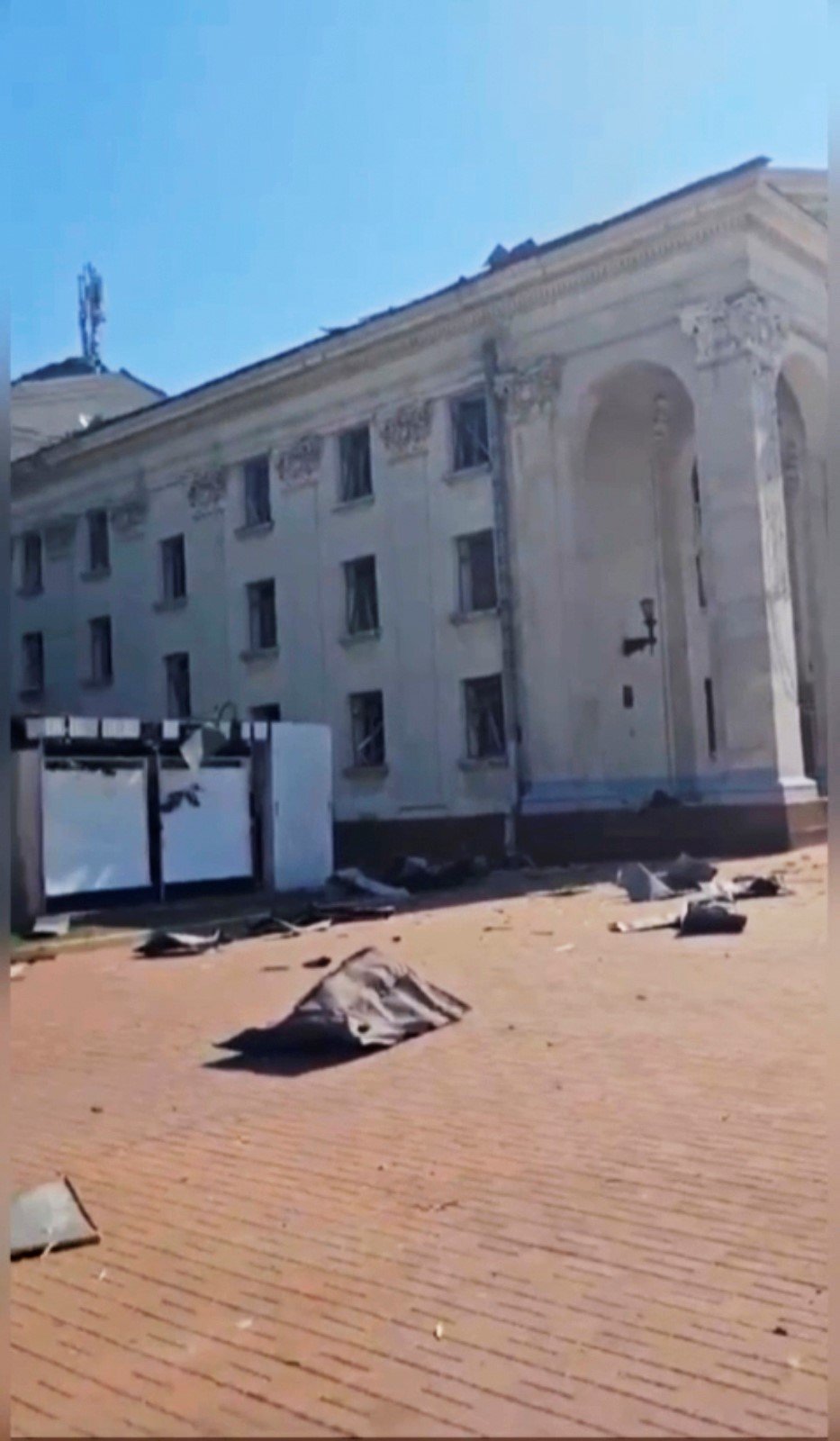 Centrum Černihivu po ruském bombardování (19. 8. 2023)
