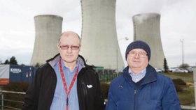 Miroslav Trnka (vlevo) a Rostislav Striegler. Muži, kteří v Dukovanech naměřili zvýšenou černobylskou radiaci.