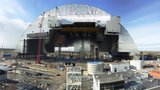 Černobyl má po 30 letech nový sarkofág. Konstrukce je vyšší než socha Svobody