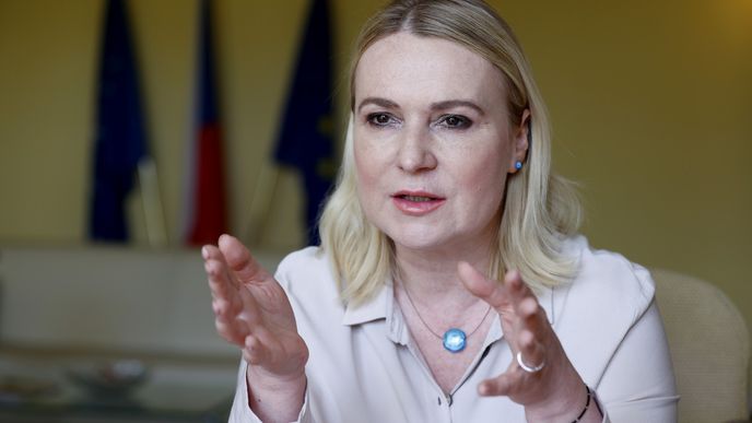 Ministryně obrany Jana Černochová (ODS) v rozhovoru pro Blesk (20.5.2022)