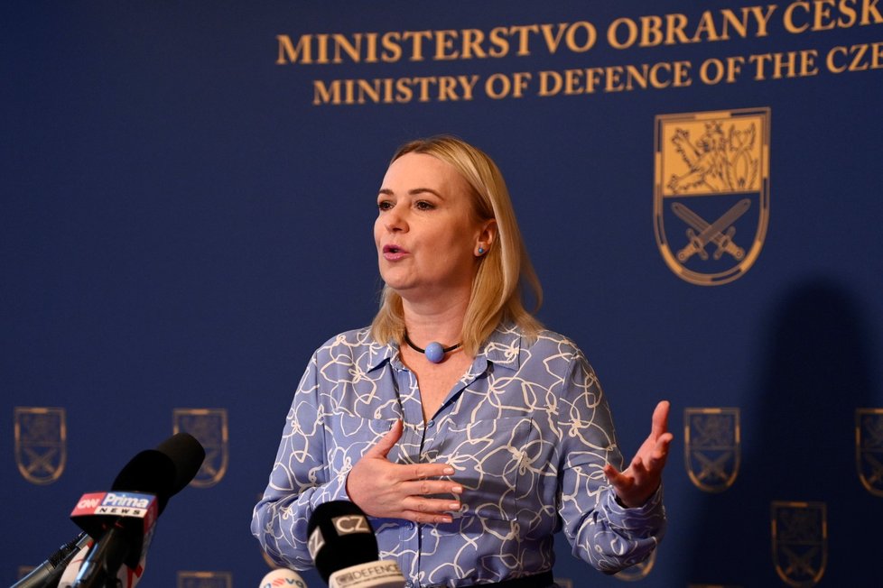 Ministryně obrany Jana Černochová (ODS)