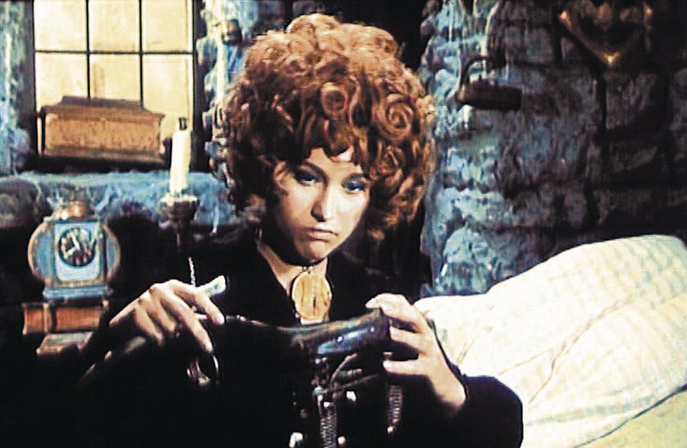 Černocká se na roli mladé čarodějky hodila nejvíce.