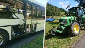 Na Orlickoústecku se srazil traktor a autobus: Na místě je několik zraněných