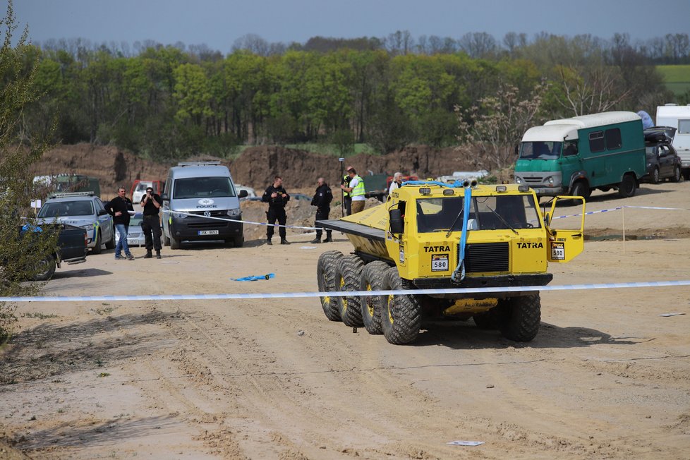 Během mistrovství ČR nákladních vozidel v extrémním terénu, tzv. Truck Trial v Černuci zemřelo dítě.