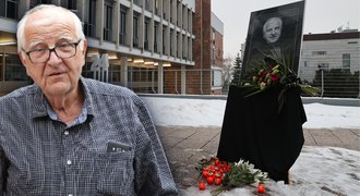 Smrt televizní legendy Oty Černého (†77): Bojoval, o Vánocích se mu přitížilo! Smrt televizní legendy Oty Černého (†77): Bojoval, o Vánocích se mu přitížilo!