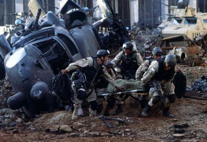 Oscary ověnčený film Černý jestřáb sestřelen režiséra Ridleyho Scotta líčí poslední bojovou akci americké operace Gothic Serpent, 3. října 1993, v somálském Mogadišu. Při akci byl Black Hawk sestřelen.