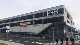 Už žádné trable s parkováním v Praze? Aplikace ukáže obsazenost P+R parkovišť 
