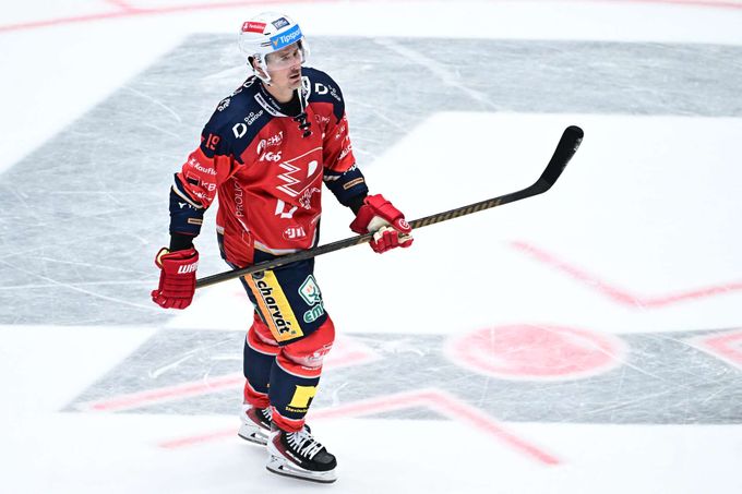 Jak Červenka přemýšlel o příchodu hvězd do Pardubic: Musíš počítat s tím, že ti ice time spadne Jak Červenka přemýšlel o příchodu hvězd do Pardubic: Musíš počítat s tím, že ti ice time spadne