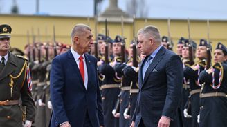 Dohra česko-slovenské družby: Babiš nedostal nic, komplikuje se mu i sanace areálu Istrochemu Dohra česko-slovenské družby: Babiš nedostal nic, komplikuje se mu i sanace areálu Istrochemu