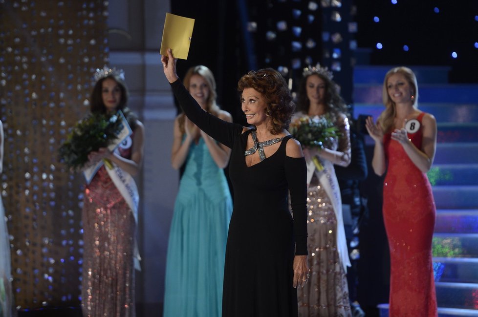 Sofia Loren drží jméno vítězky titulu Česká Miss 2014.