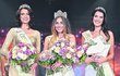 Českou Miss pro rok 2017 se stala Michaela Habáňová (uprostřed) ze Zlína. Na snímku vlevo je Česká Miss Earth Iva Uchytilová z Hlinska a vpravo Česká Miss Supranational Tereza Vlčková ze Zlína. Českou Miss pro rok 2017 se stala Michaela Habáňová (uprostřed) ze Zlína. Na snímku vlevo je Česká Miss Earth Iva Uchytilová z Hlinska a vpravo Česká Miss Supranational Tereza Vlčková ze Zlína.