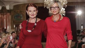 Česká móda: Podívejte se na modely, které si zamilovala Eva Holubová