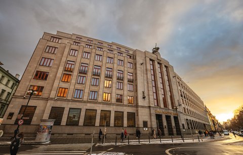 ČNB má výsledky zátěžových testů! Jakou kondici i polštář mají tuzemské banky?