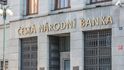 Centrální banka bude mít nově v akciových investicích zhruba o 120 miliard korun více