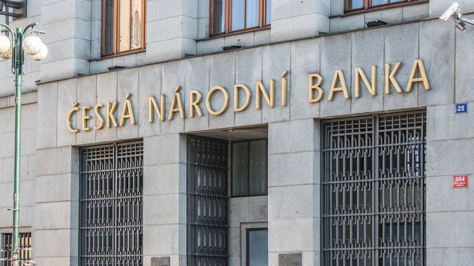 Česká národní banka loni trestala nejvíce v moderní historii Česka