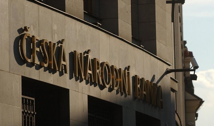 Česká národní banka pokračuje v intervenčním režimu.