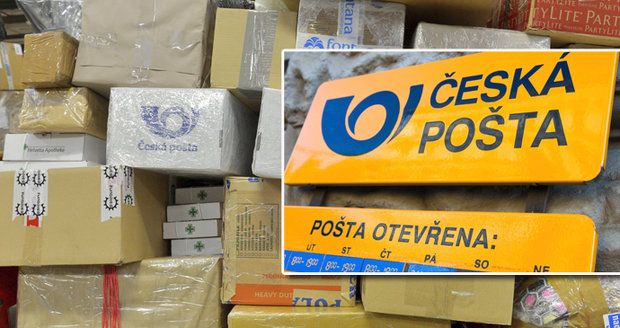 Česká pošta je kolem Vánoc vytíženější a chybí jí zaměstnanci.