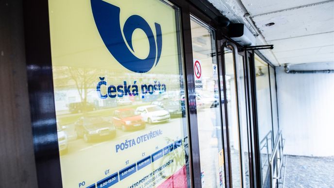 Pobočka České pošty v Dělnické ulici v Praze