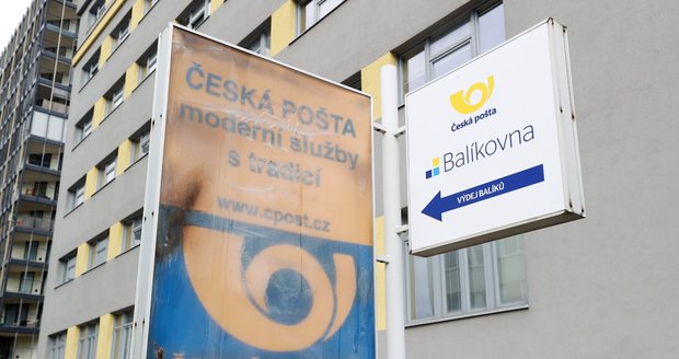 Česká pošta - budova, pobočka Olšanská ulice na Praze 3