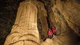 Největší český krápník se nachází uvnitř veřejnosti nepřístupné jeskyně Řečiště