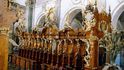 Osecký klášter - barokní sborové lavice