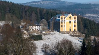 Kostel v Neratově zničila Rudá armáda, dnes je z něj unikát