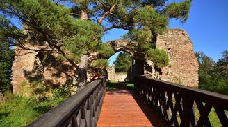 Tip na výlet: Zřícenina středověkého hradu a vyhlídka na meandr Vltavy u Kamýku