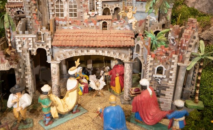 Vánoční průvod třešťskými betlémy pohladí po duši a naladí na sváteční atmosféru