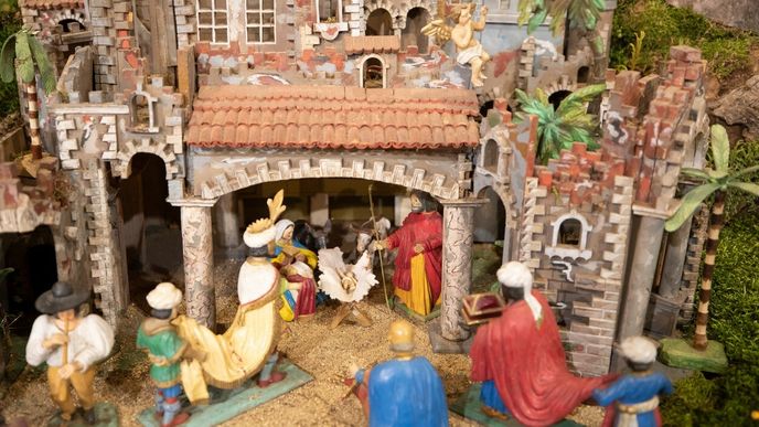 Vánoční průvod třešťskými betlémy pohladí po duši a naladí na sváteční atmosféru