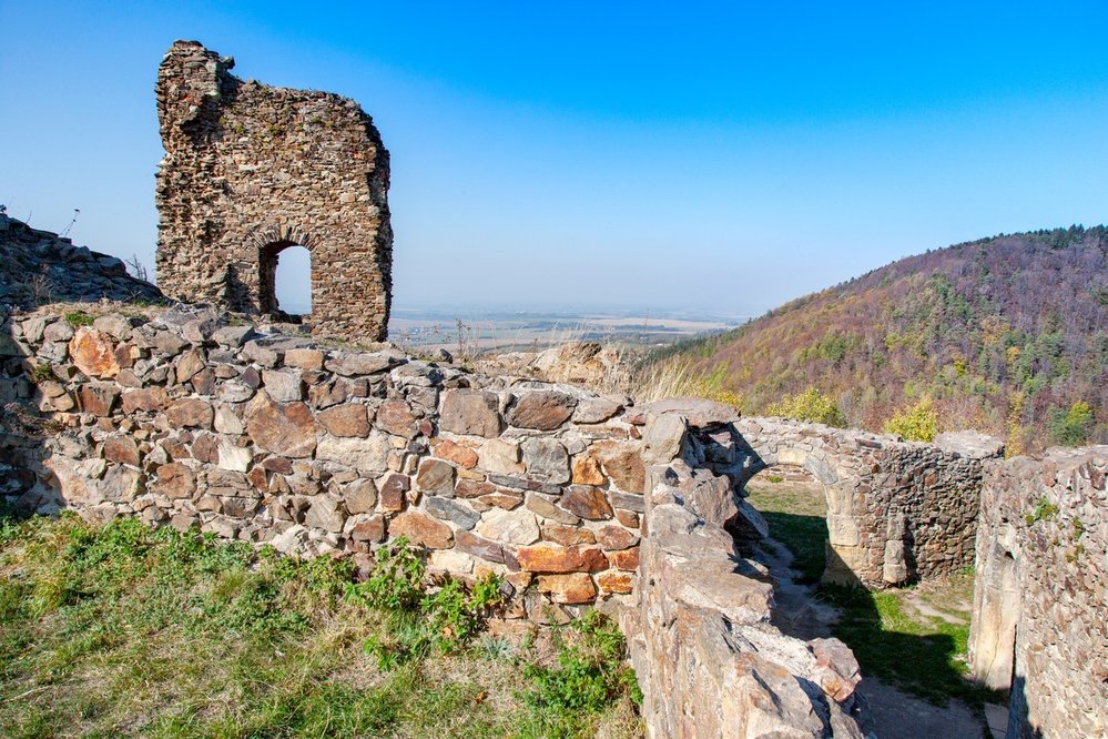 Zřícenina gotického hradu Lichnice