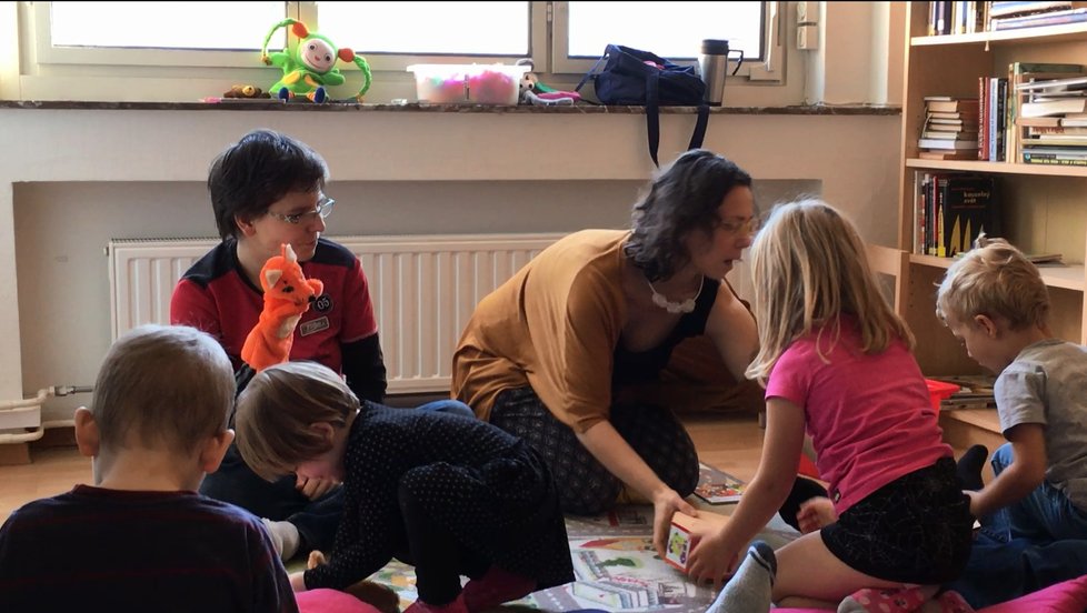 Do České škole bez hranic chodí děti už od 18 měsíců.