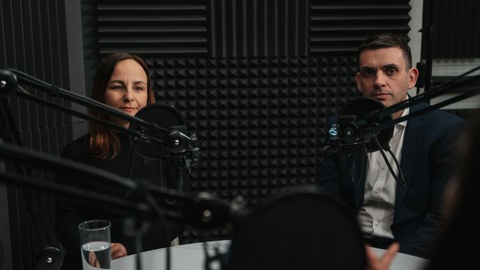 Poslechněte si podcast s Markétou Klučkovou a Jiřím Šuhájkem z České spořitelny