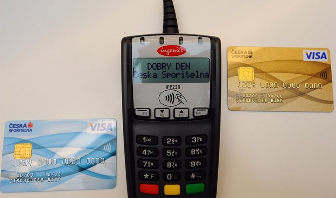 Česká spořitelna začne od 3. října vydávat bezkontaktní karty