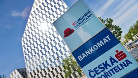 Česká spořitelna zrušila bankovní účet rodině, protože byla ze Sýrie.