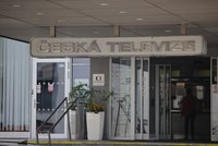 Bouřka v Praze: Problémy s vysíláním České televize způsobil úder blesku