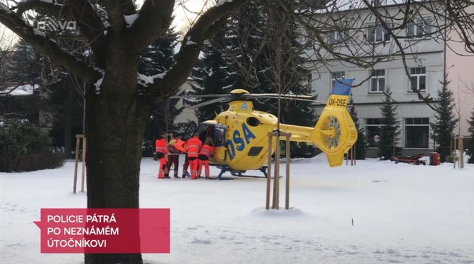 Útočník v České Třebové pobodal důchodce