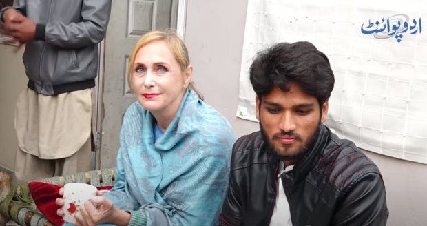 Strach Češky (65), která se provdala za mladého Pákistánce (23): Už dva dny nejedla!