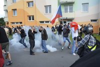 Válka na protiromské demostraci v Budějovicích: Cikáni mi zbili mámu!
