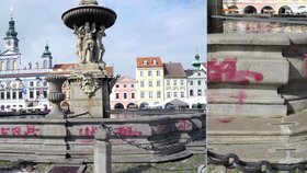 Symbol Českých Budějovic, barokní Samsonovu kašnu na náměstí Přemysla Otakara II., poničil vandal. Památku posprejoval, stejně jako i další domy ve městě.