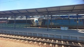 V Českých Budějovicích se srazily lokomotivy, strojvedoucí je zraněn