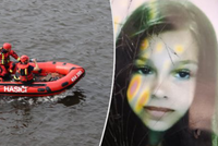 Policie pátrá po Nikole (9): Spadla v Budějovicích do Vltavy